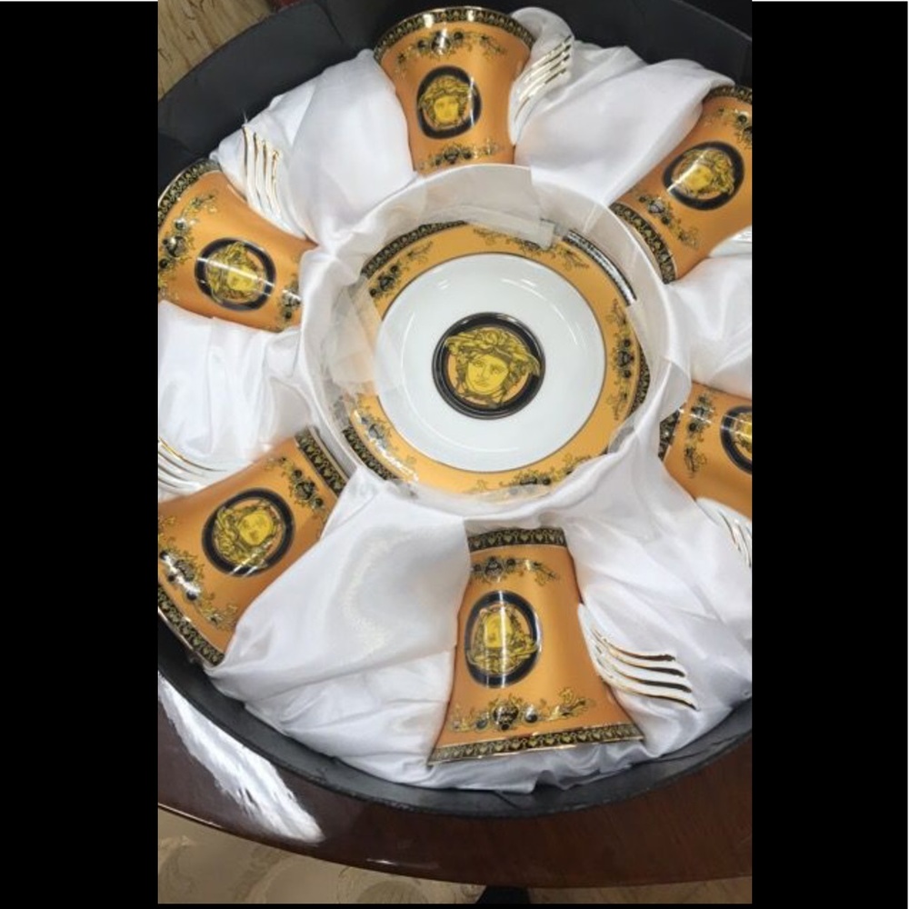 Tea or coffee set